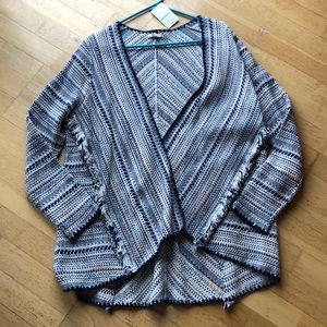 Beautiful woven Lucky Brand sweater